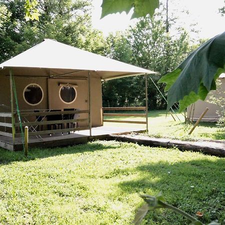 Camping L'Ilot Du Chail Sansais Dış mekan fotoğraf