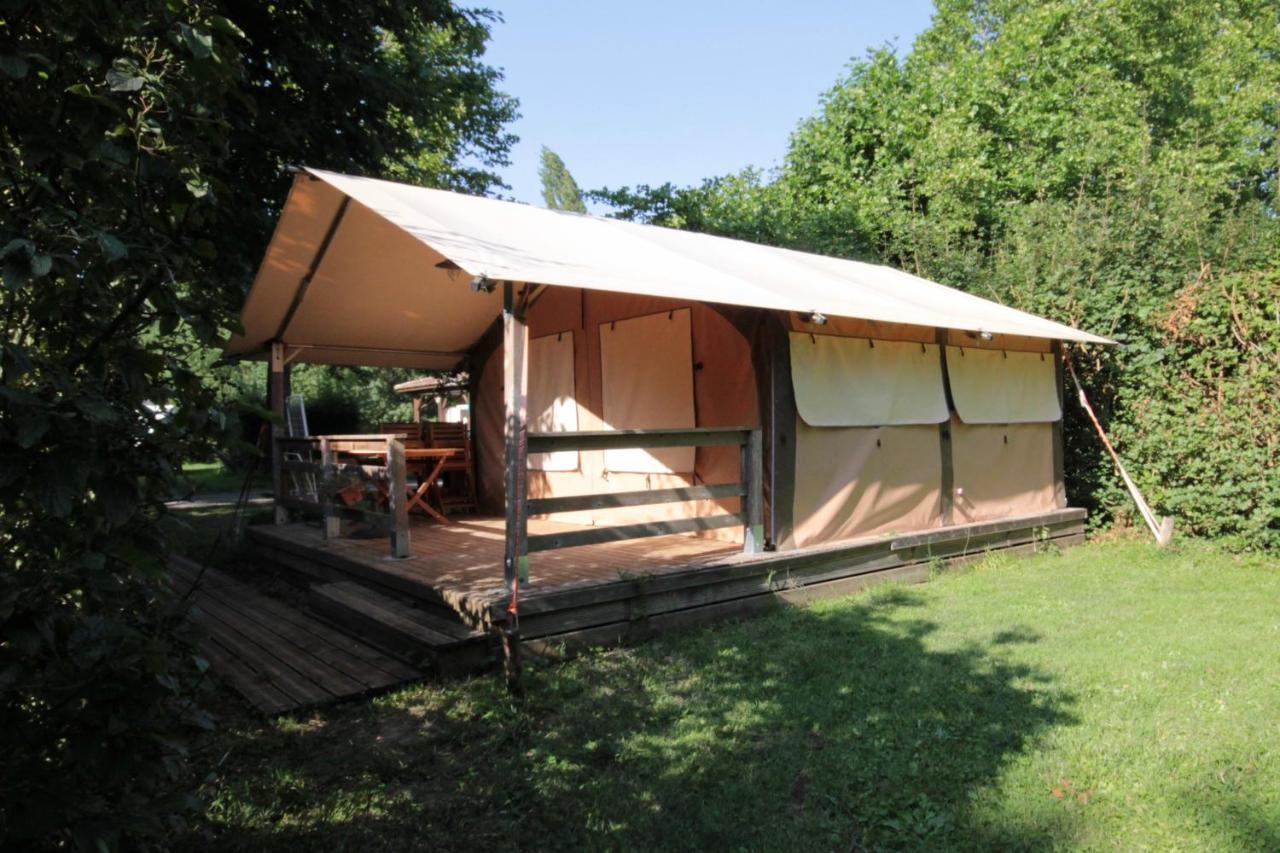 Camping L'Ilot Du Chail Sansais Dış mekan fotoğraf