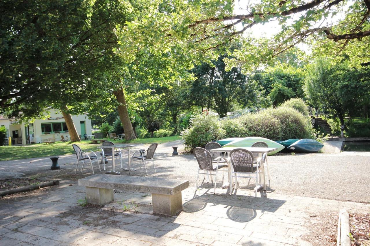 Camping L'Ilot Du Chail Sansais Dış mekan fotoğraf