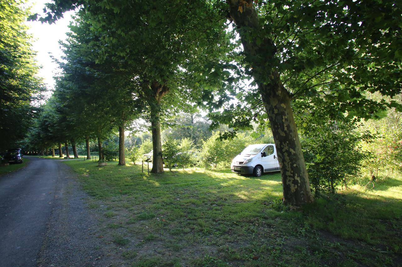 Camping L'Ilot Du Chail Sansais Dış mekan fotoğraf