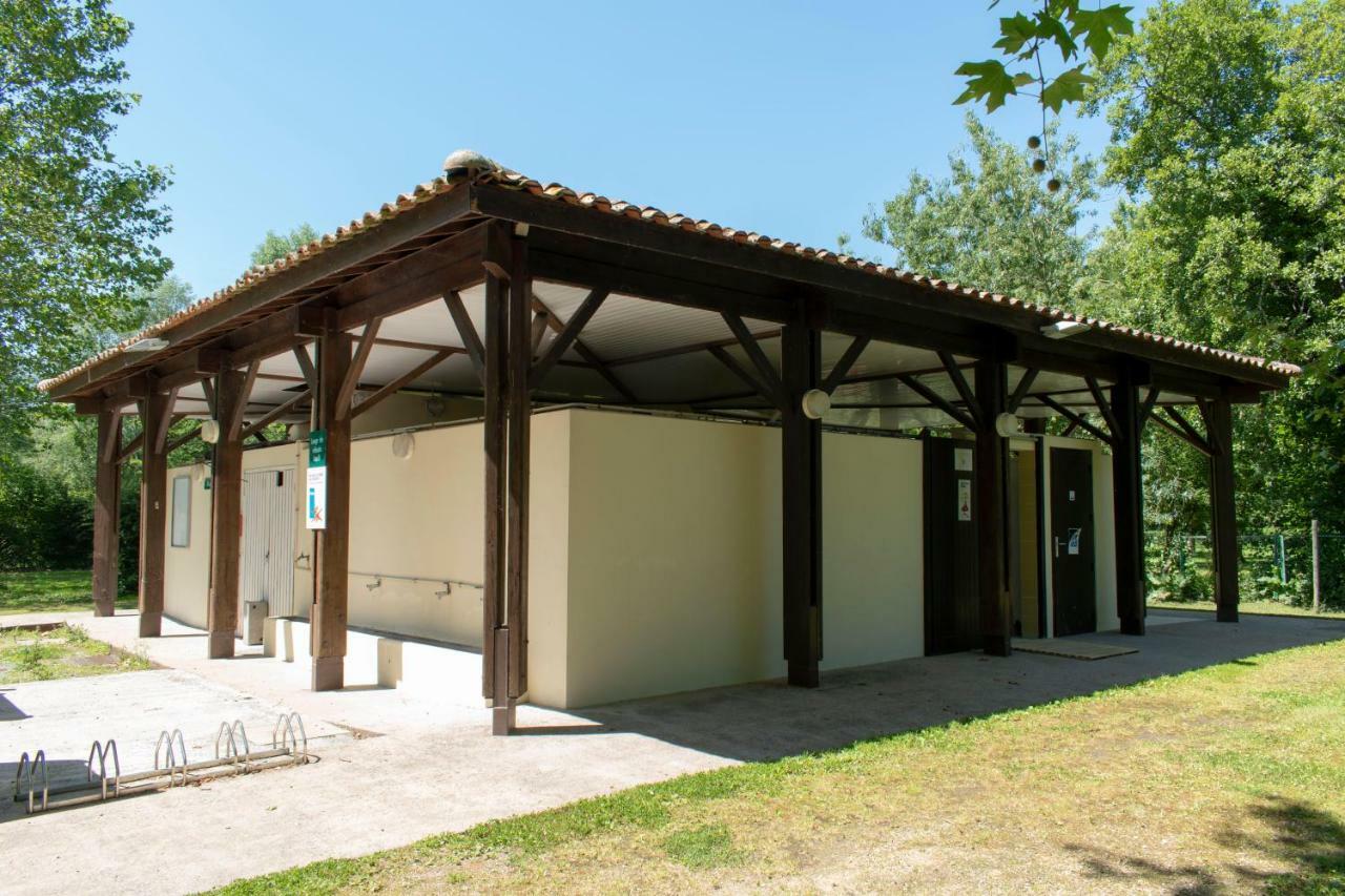 Camping L'Ilot Du Chail Sansais Dış mekan fotoğraf